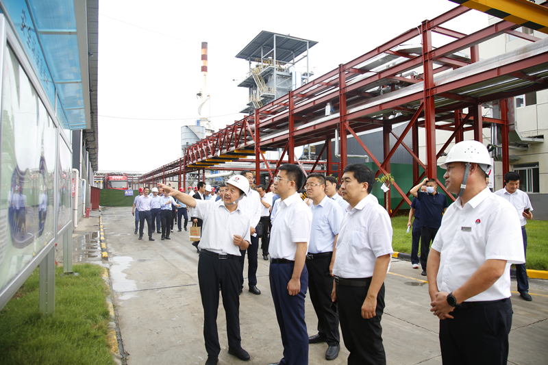 咸陽市觀摩團走進新型能源公司生物質氣化供熱項目
