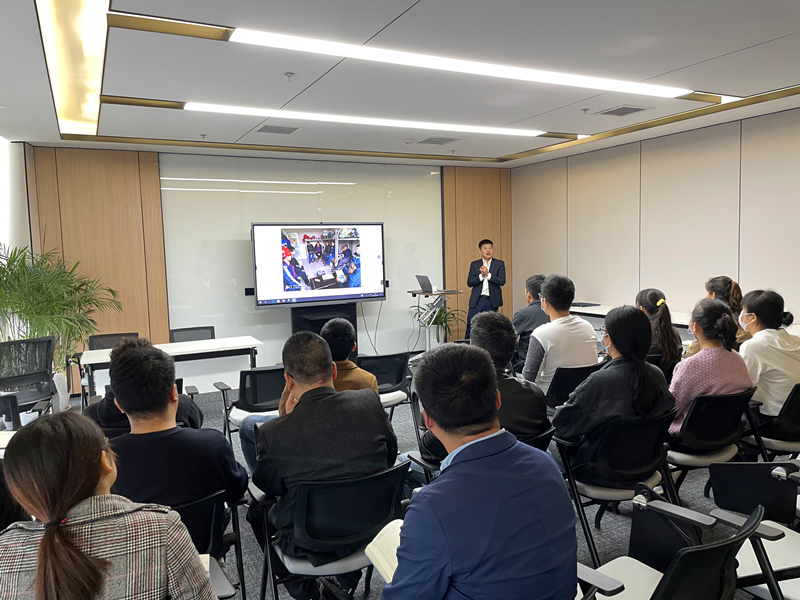 北京新能科技公司組織開(kāi)展“不負(fù)韶華，筑夢(mèng)時(shí)代”主題青年職工座談會(huì)