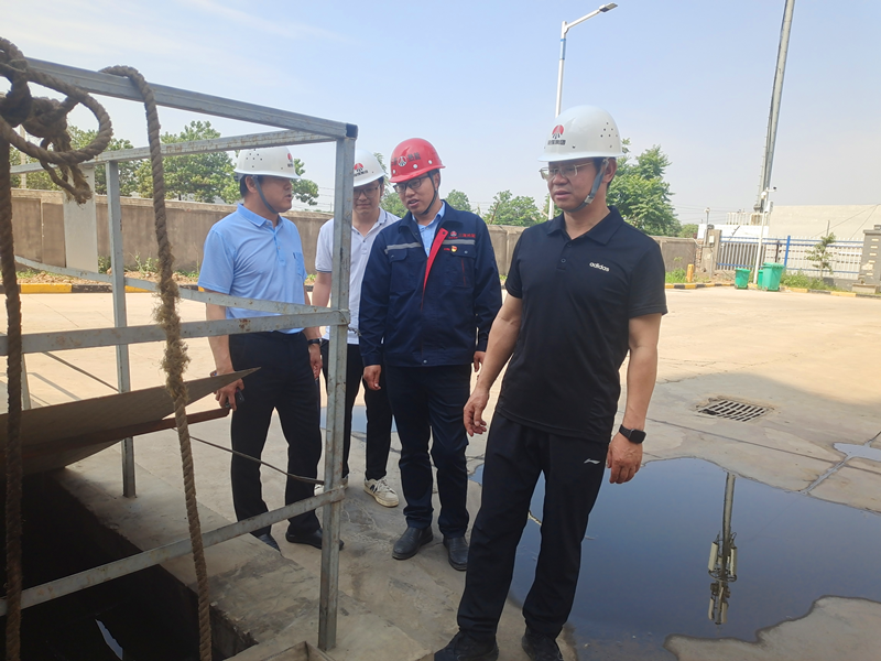 公司副總經理黃崗帶隊到三原公司檢查安全工作-1.png