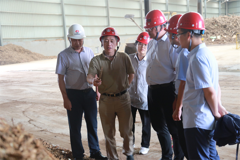 浙江大學熱能工程研究所王勤輝教授到新型能源三原公司指導交流-1.jpg 浙江大學熱能工程研究所王勤輝教授到新型能源三原公司指導交流-1.jpg