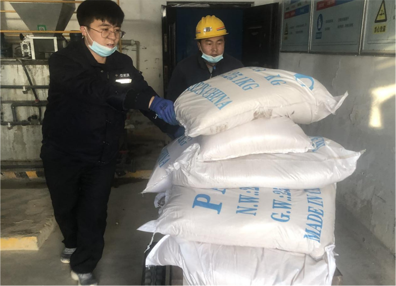 神木分公司小保當運營中心“同心”戰疫情 “共苦”保生產1.png