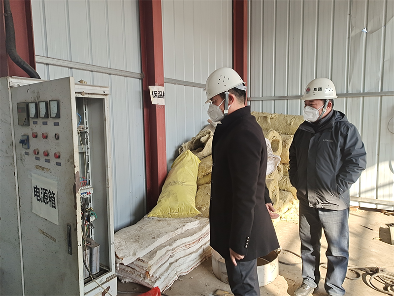 公司副總經理黃崗深入基層單位檢查指導工作2.png 公司副總經理黃崗深入基層單位檢查指導工作2.png