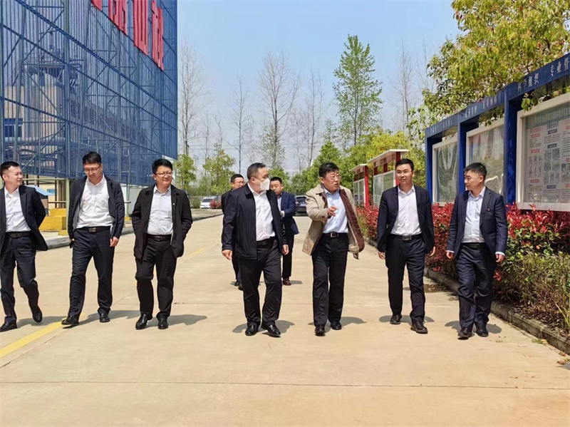 徐國強一行到仙桃公司調研1.png