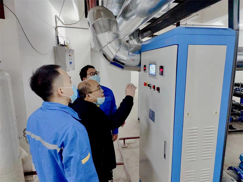 不負春光建設忙5新型能源公司：奮進春光里 新能建設忙5.png