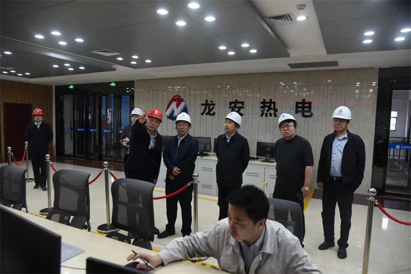 陜煤集團董事會秘書、企業管理部總經理杜平到新型能源參股企業龍安熱電考察調研1.jpg