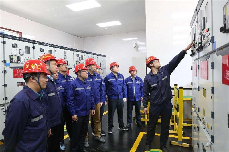 選煤公司:黨建引領聚合力 校企共建促發展2.png 選煤公司:黨建引領聚合力 校企共建促發展2.png