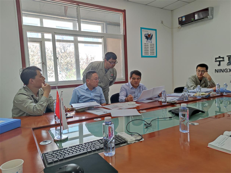 方剛一行到鑫爾特公司開展調查研究2.png